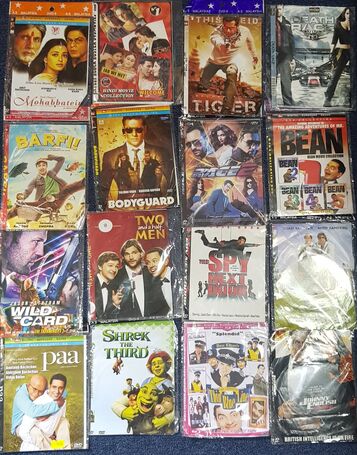LG Blu-Ray/DVD Players/CD’s and DVD’s Lot