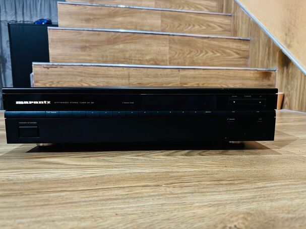 Marantz ST50 Stereo Digital FM Tuner