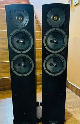 JAMO C 605 Floorstanding Speaker