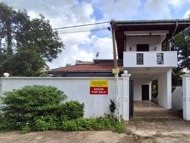 Two Story House for Sale in Kiribathgoda