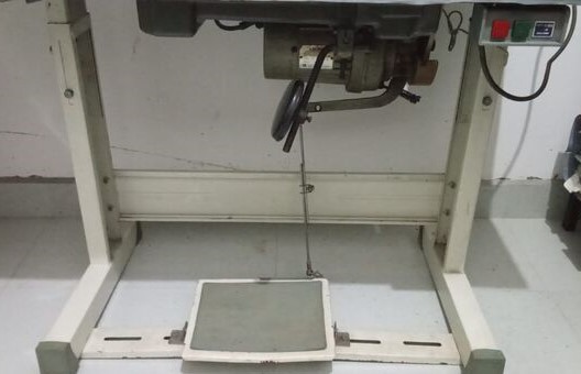 Juki (DDL 555 ) Sewing Machine
