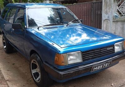 Mazda Familia Wagon FA4T