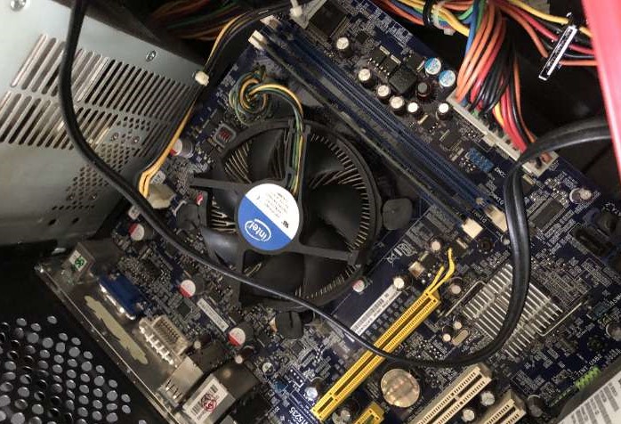 Core I3 Desktop Computer