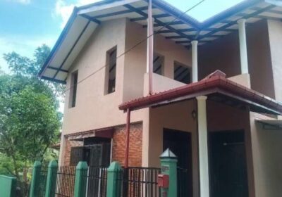 Two Storied House For Quick Sale Near Nsbm, Homagama