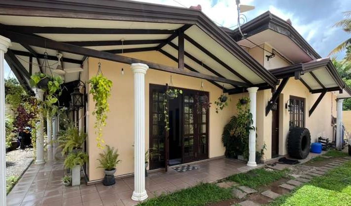 House for sale in Nugegoda