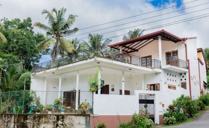 House For Sale In Kahathuduwa