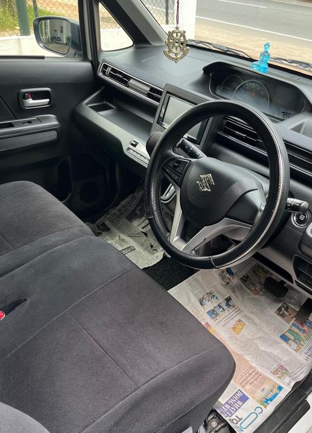 Suzuki Wagon R Fz Premium