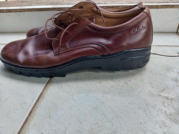 Leather Shoes(Used)