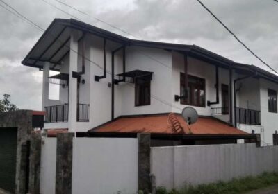 2016 Solidly Built Upstairs House At Kahanthota, Malabe