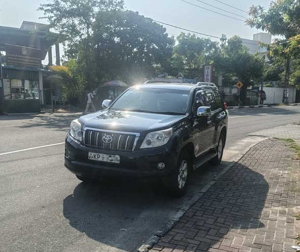Toyota Land Cruiser Prado TX 2011