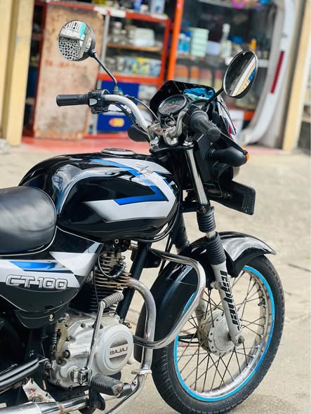 Bajaj CT 100 2011