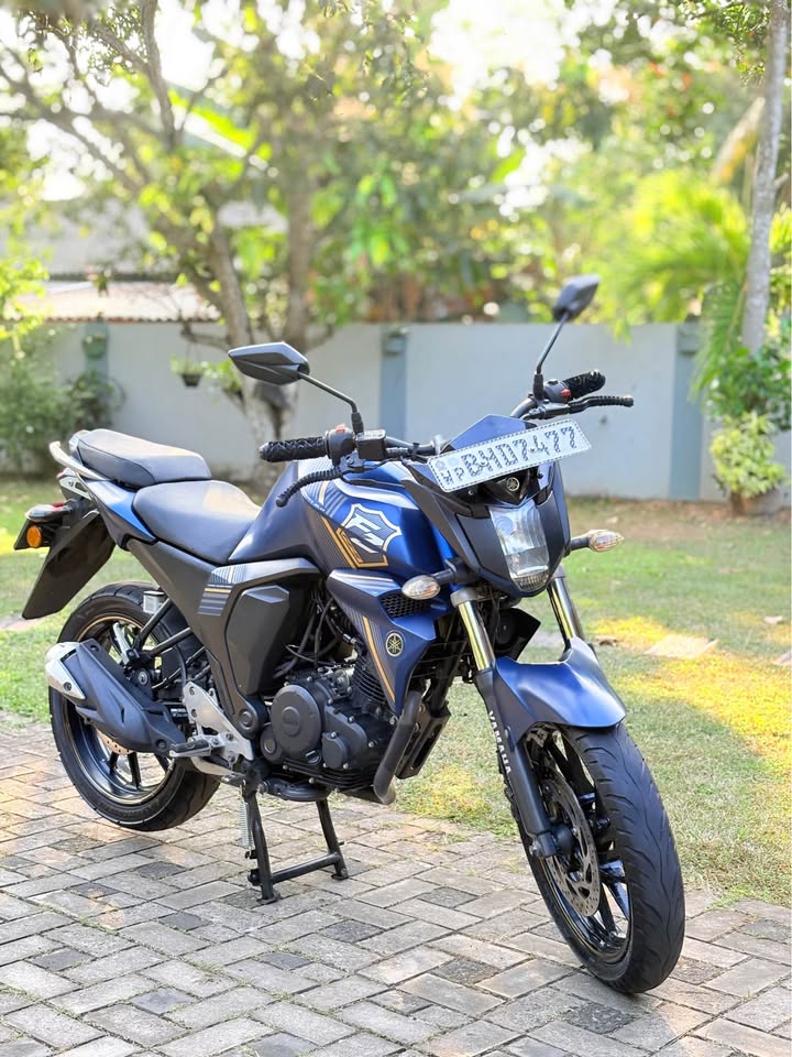 Yamaha Fzs ver 2-0