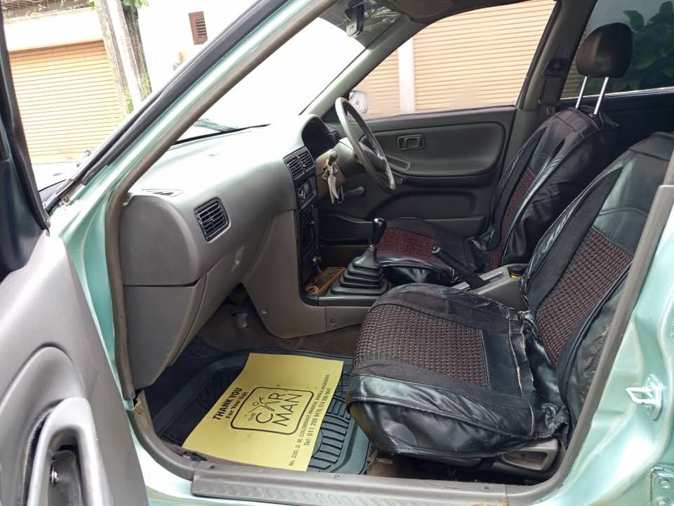 Nissan SUNNY FB13 Doctor Sunny 1991