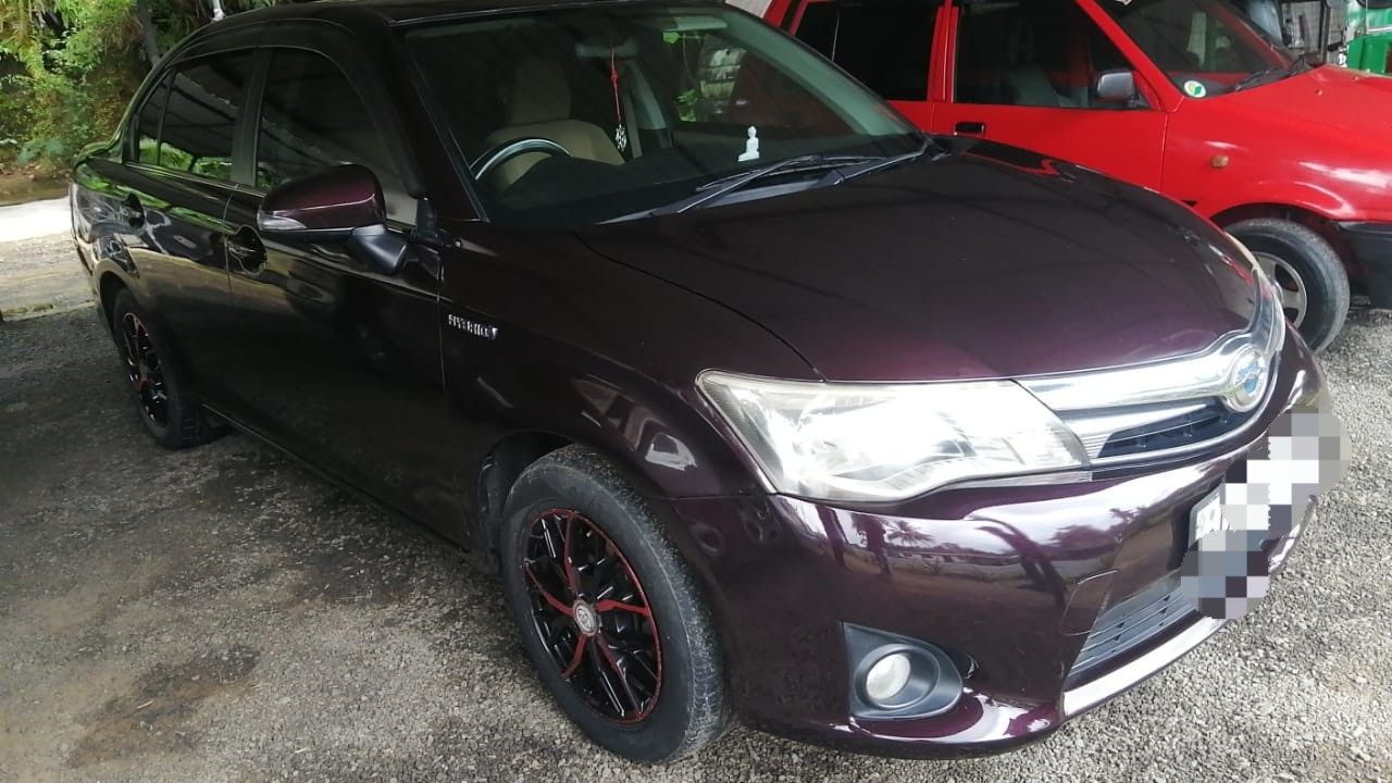 Toyota Axio s Limited 2014