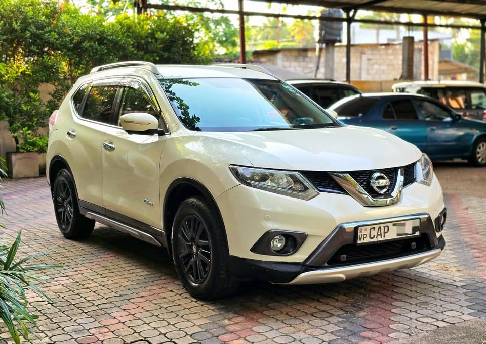 Nissan X Trail 2016