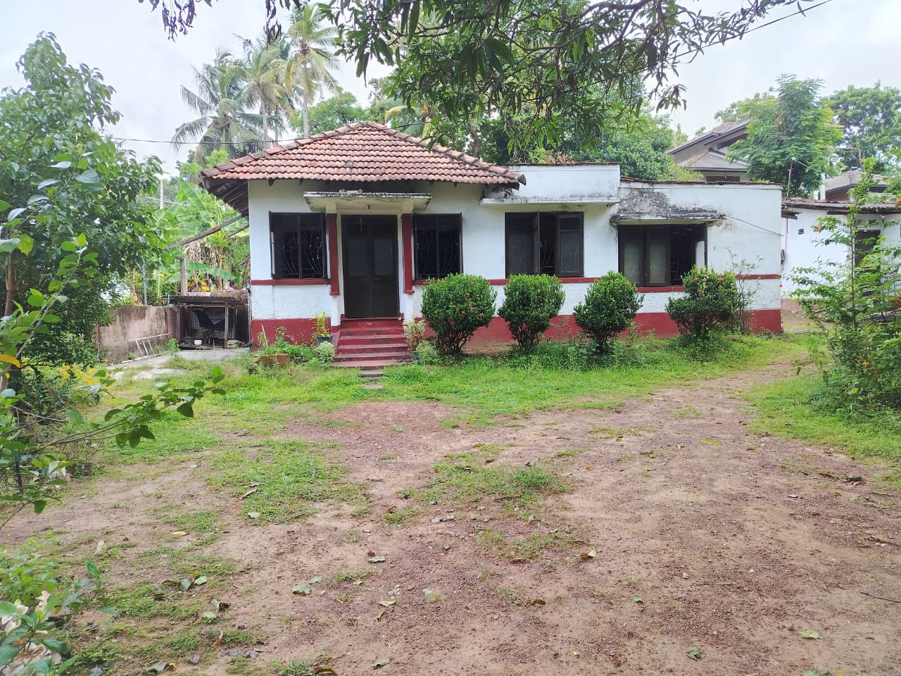 LAND FOR SALE IN MAHARA, KADAWATHA