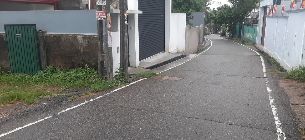 LAND FOR SALE IN MAHARAGAMA