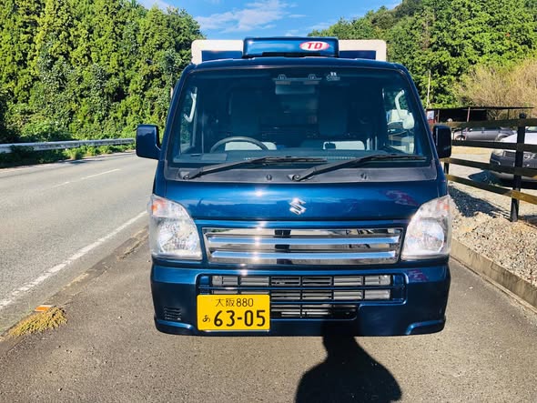 Suzuki Ebony Frezeer Truck 2023