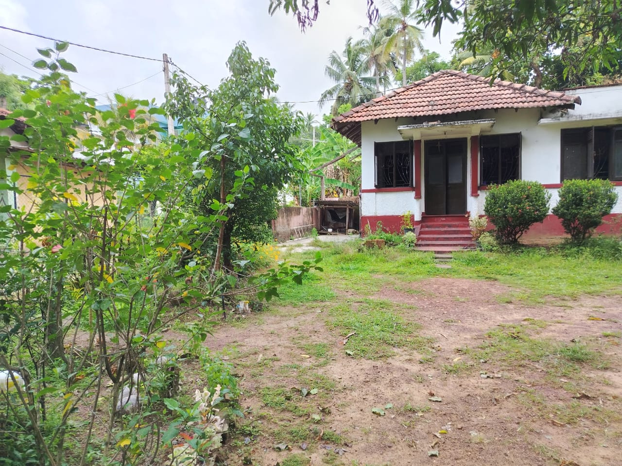 LAND FOR SALE IN MAHARA, KADAWATHA