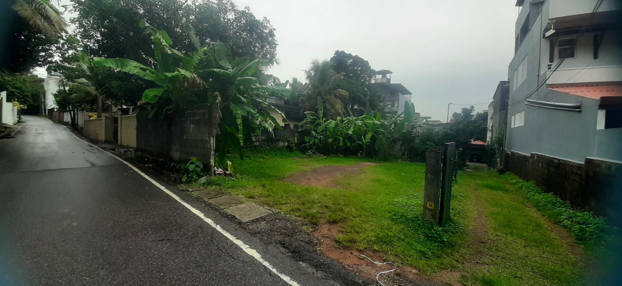 LAND FOR SALE IN MAHARAGAMA