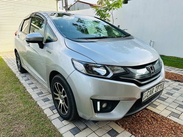 Honda Fit GP5 2013