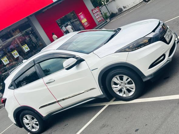 Honda vezel 2014