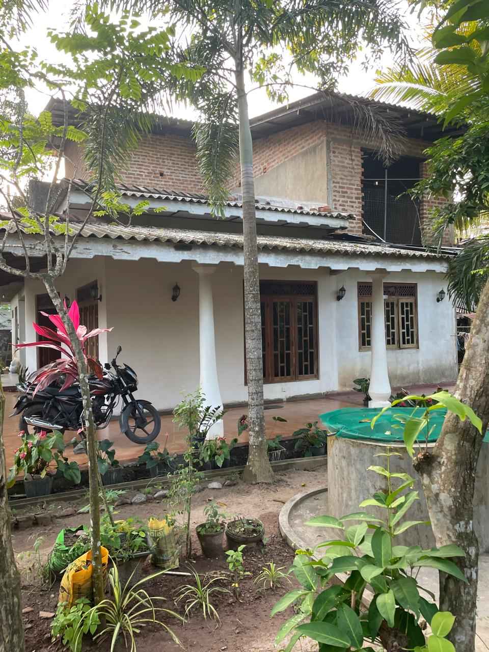 Two Story House with Annex for sale in Andiambalama.