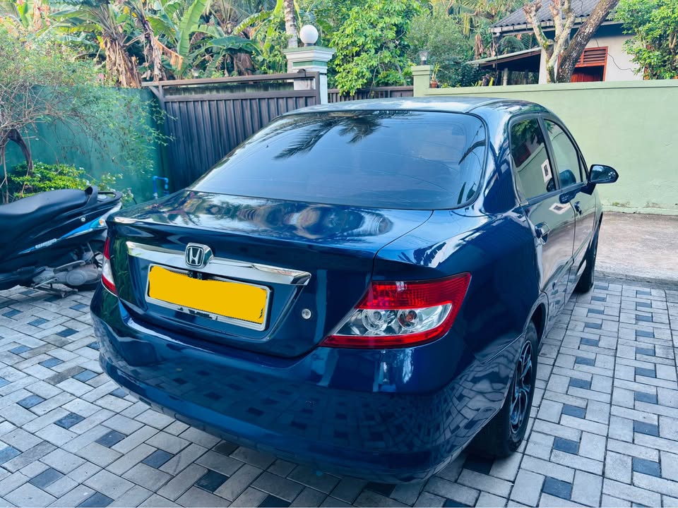 Honda CITY GD8 2003