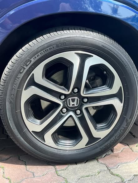 HONDA VEZEL 2014