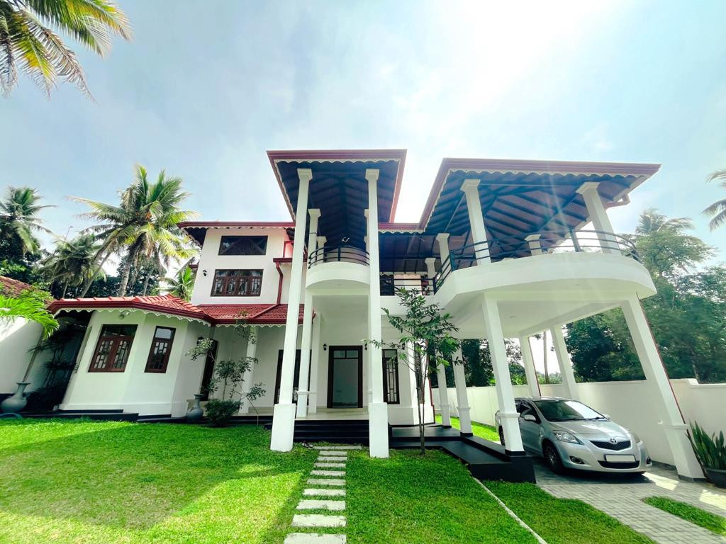 HOUSE FOR SALE IN KANDANA