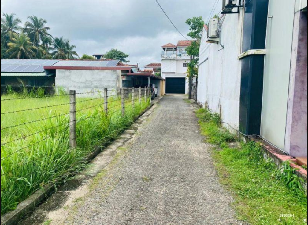 Land For Sale in Negombo.