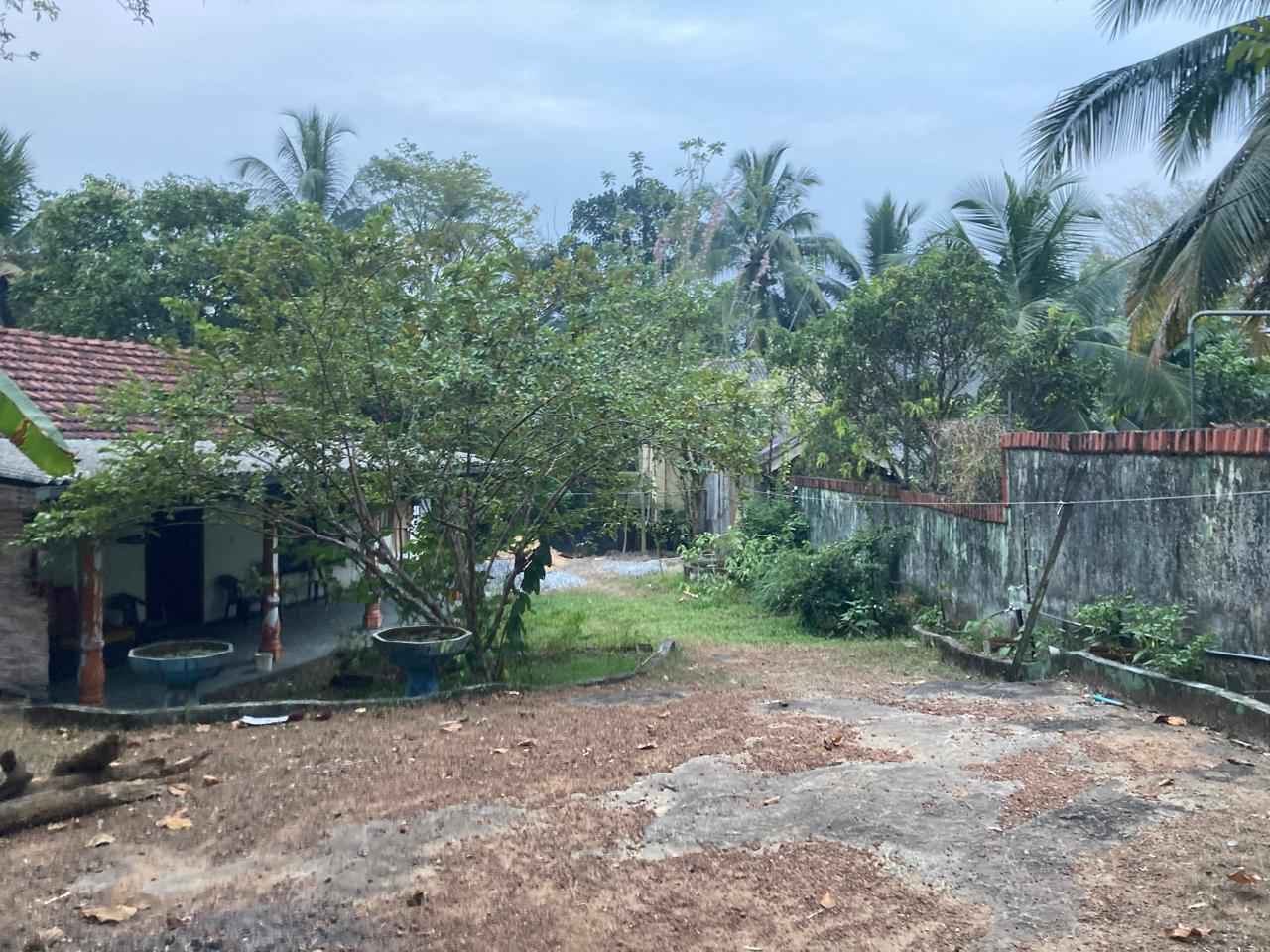 Land for sale in Yakkala