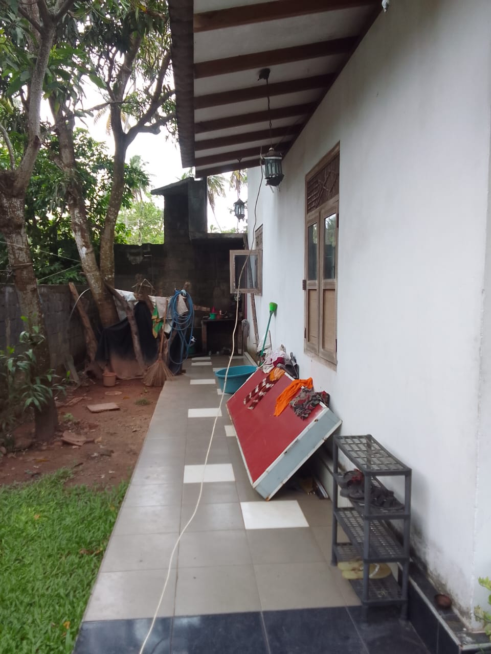 නිවසක් සහිත ඉඩමක් විකිණීමට… මීගමුව, අක්කර පනහ, ” කඳ සුරිදුගම” ..