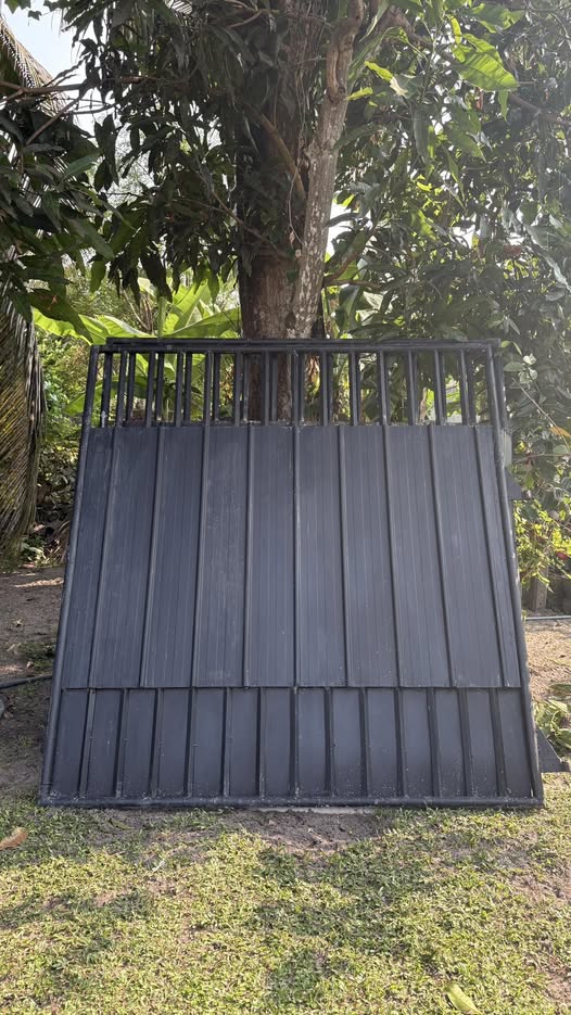 මෙම ගේටුටුව විකිණීමට ඇත.