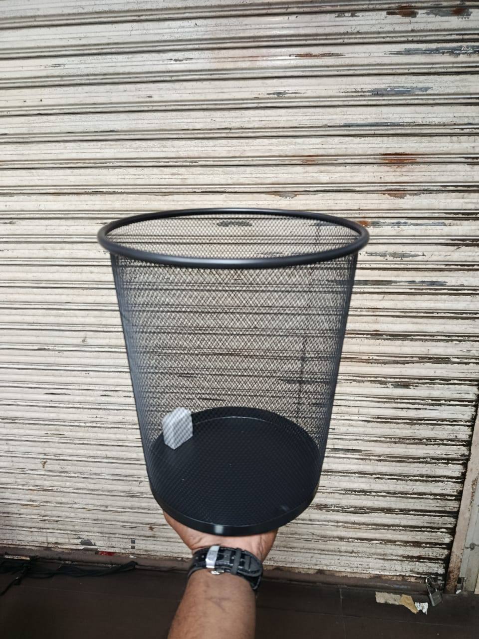 Metal Mesh Round Dustbin for Home, Kitchen and Office,
