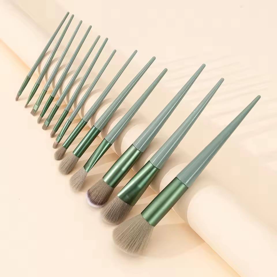 *13pcs MAKE-UP BRUSH SET WITH Pouch*