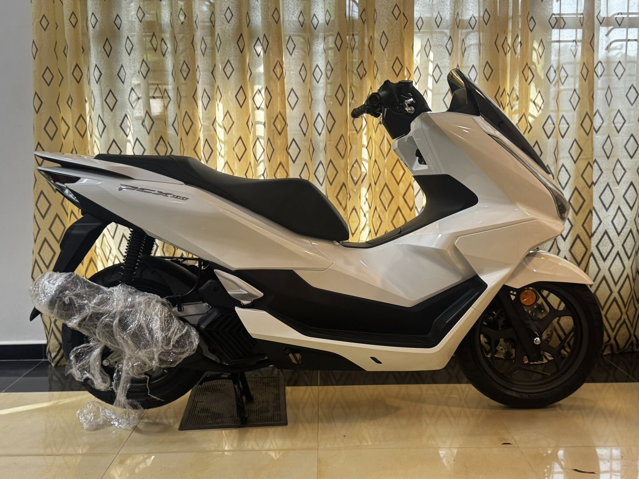 Honda PCX 160 (2025)