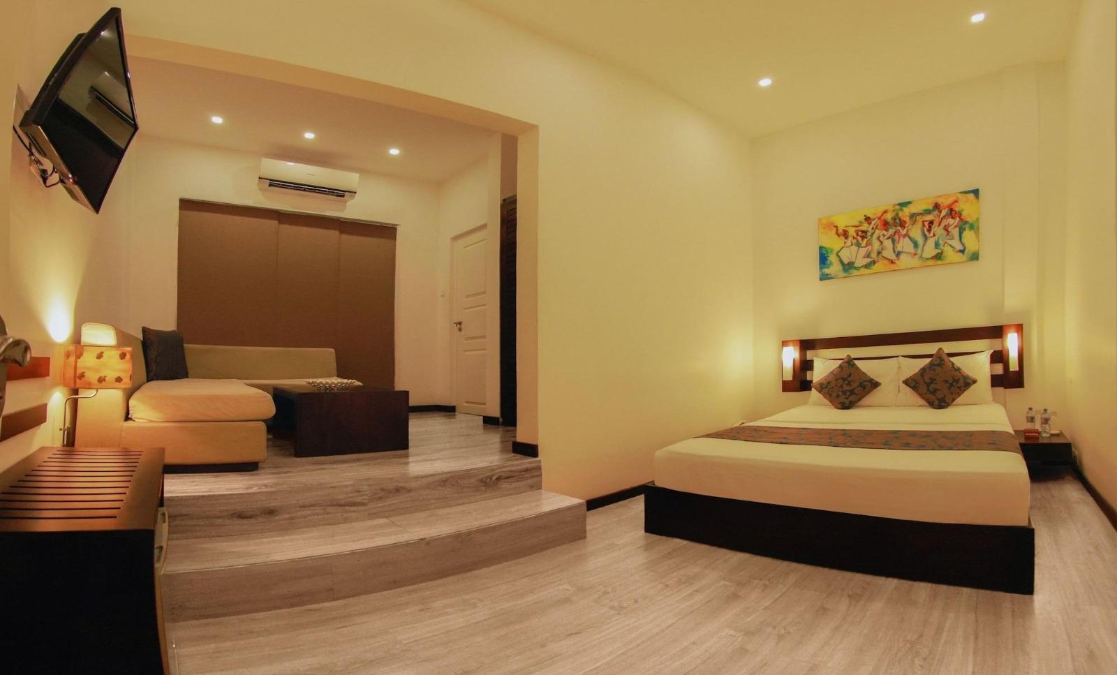 Exclusive 10-Bedroom Property with Private Apartment in Negombo Beach Side 💯