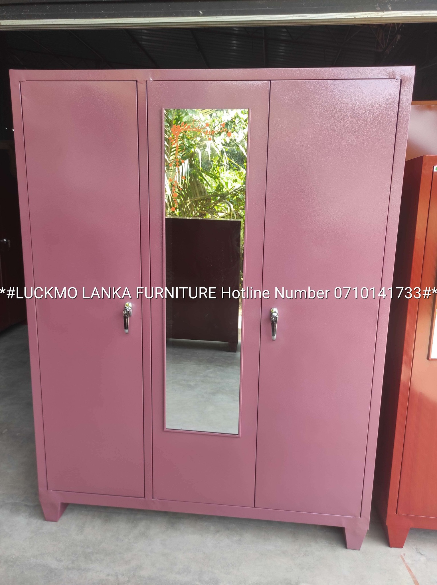 3 Door Steel Cupboard Hammer paint