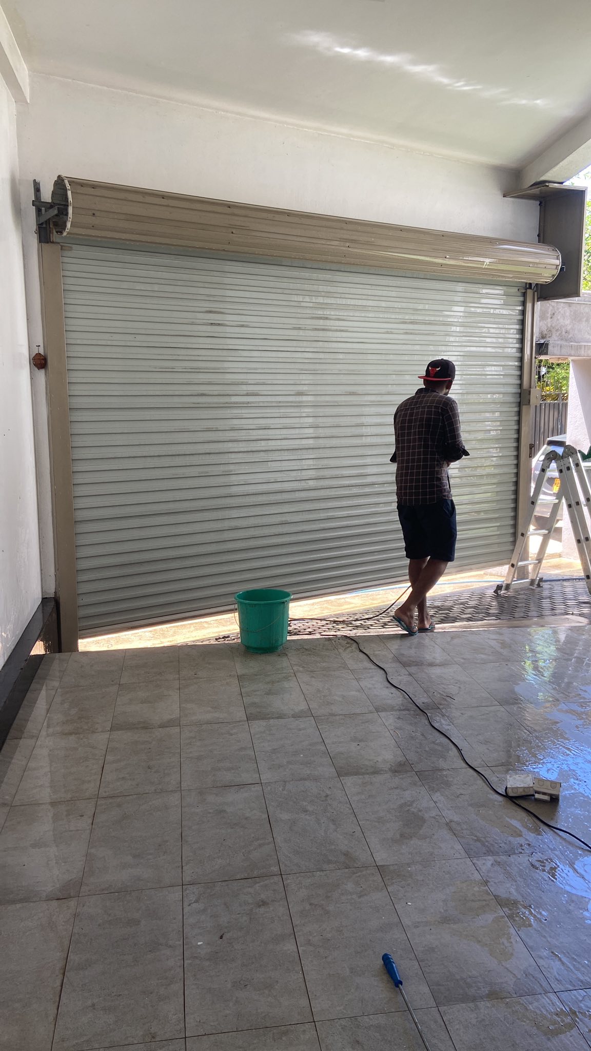 Roller Door– Full Service