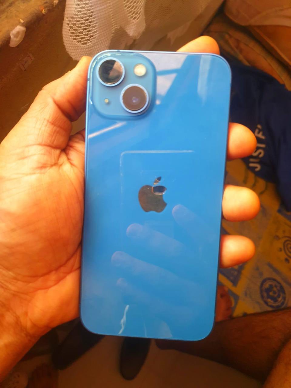 iPhone 13 128-GB