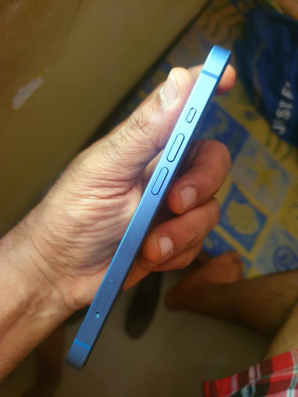 iPhone 13 128-GB
