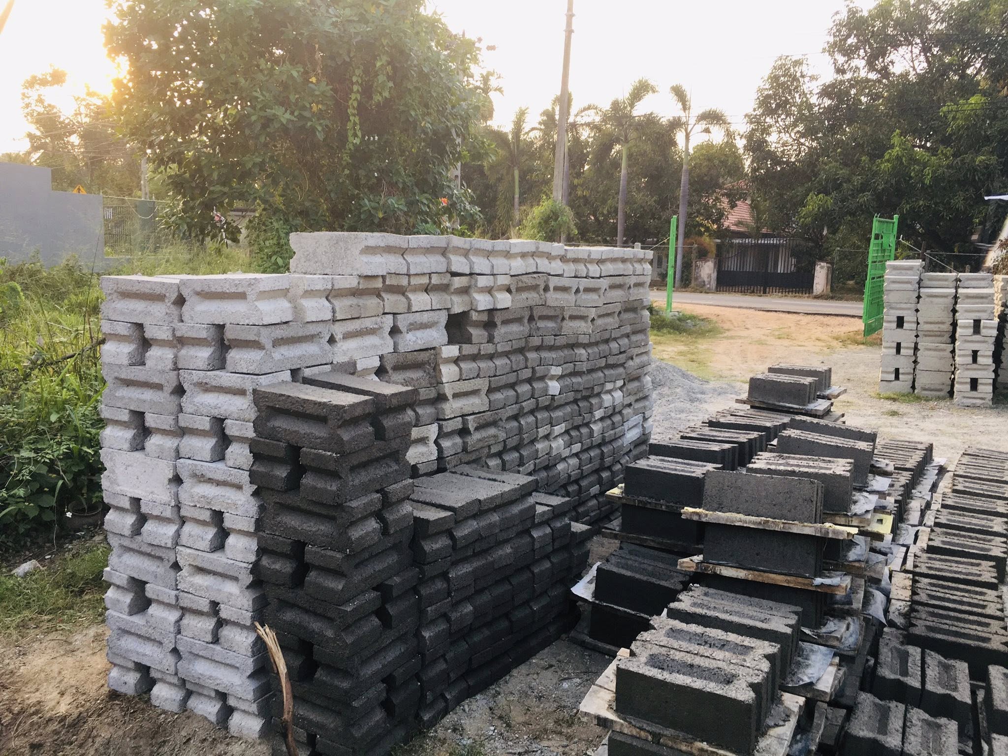 SC BLOCKS – උසස් ප්‍රමිතියෙන් නිපදවූ බ්ලොක් ගල්.