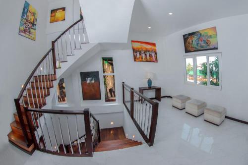 Exclusive 10-Bedroom Property with Private Apartment in Negombo Beach Side 💯