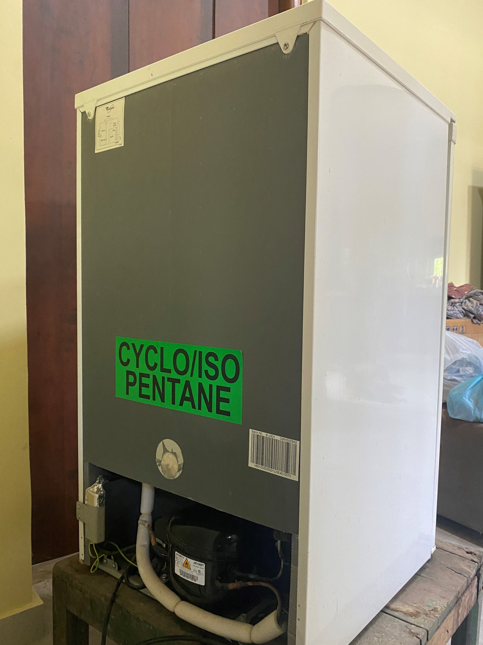 Whirlpool Single Door Refrigerator 100L for Sale