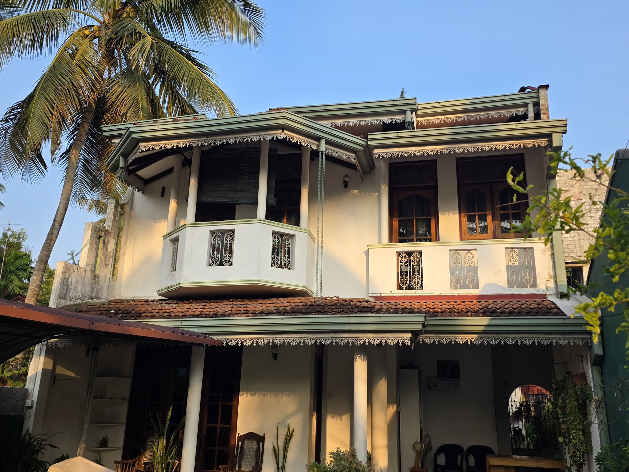 දලුවකොටුව නිවසක් විකිණීමට තිබේ .