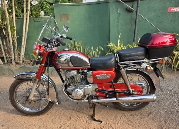 Honda CD 200 Road Master