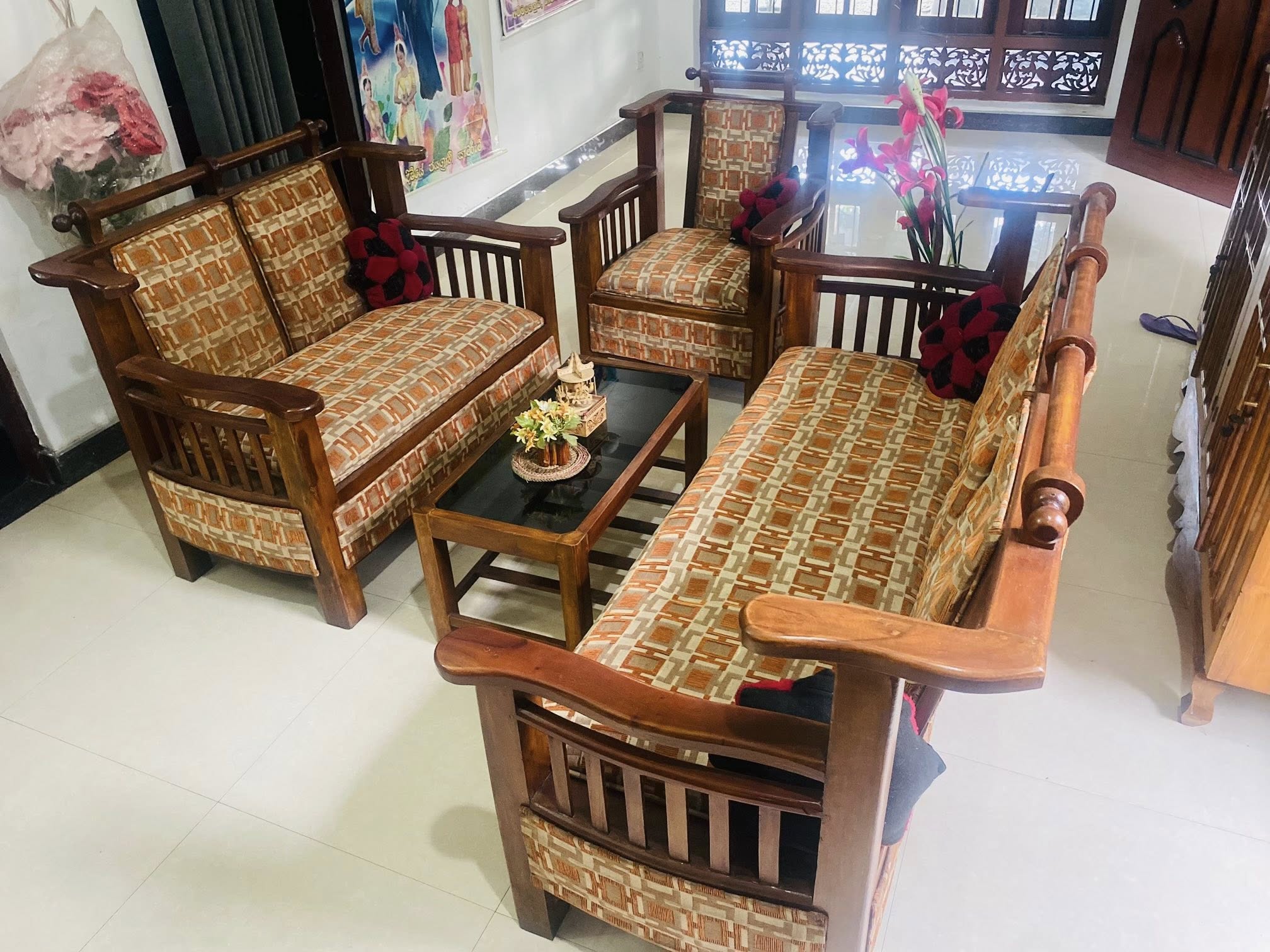 SOFA SET SALE