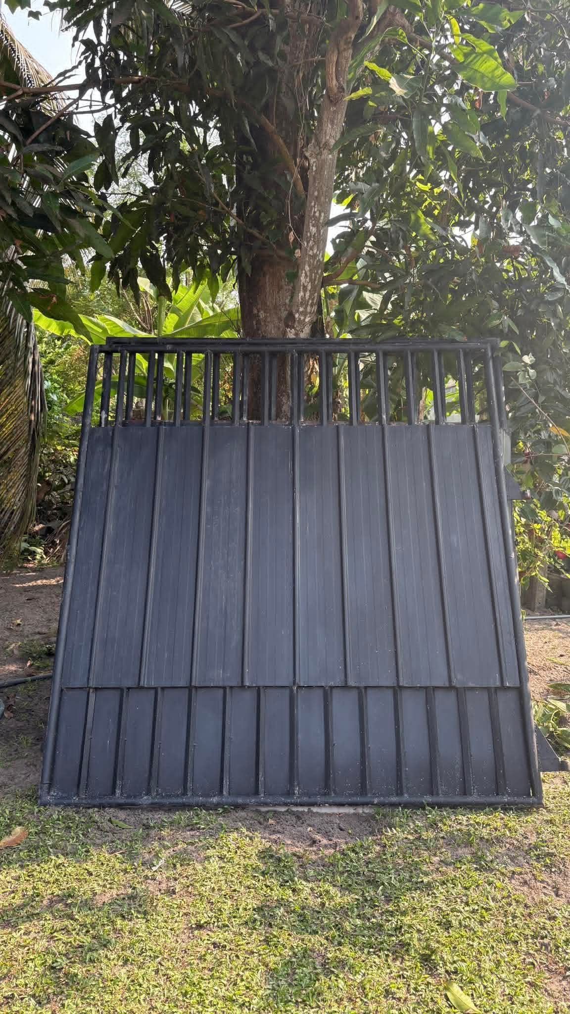ගේටුටුව විකිණීමට ඇත