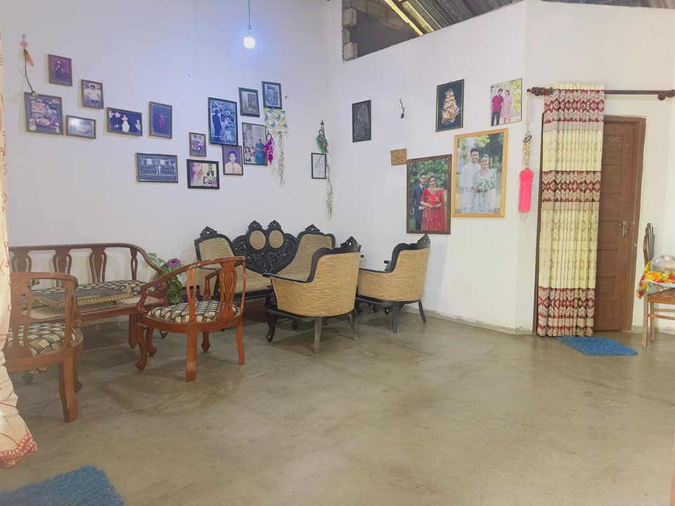 හෝමාගම ගැමුනු මාවතේ පර්.10 නිවසක් සමඟ අගනා බිම් කොටසක්